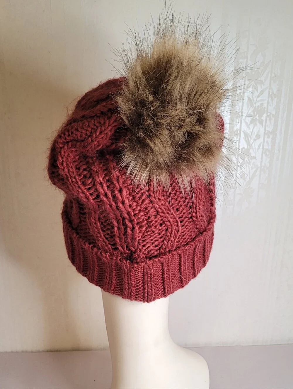 Hunter Cable Knit Pom Pom Beanie